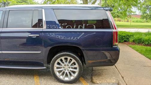2020 Cadillac Escalade ESV Luxury