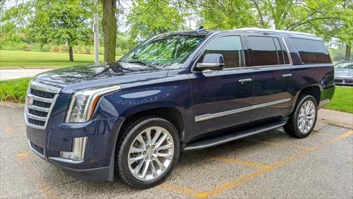 2020 Cadillac Escalade ESV Luxury