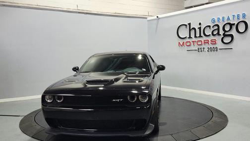 Pitch Black Clearcoat 2016 Dodge Challenger SRT Hellcat