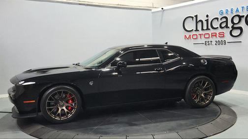 Pitch Black Clearcoat 2016 Dodge Challenger SRT Hellcat