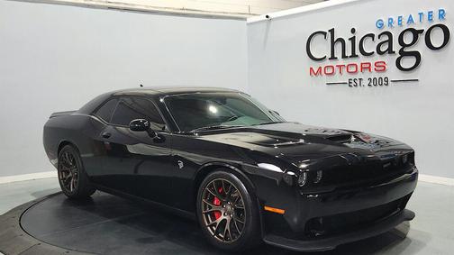 Pitch Black Clearcoat 2016 Dodge Challenger SRT Hellcat