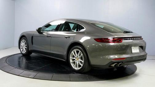 2017 Porsche Panamera 4S