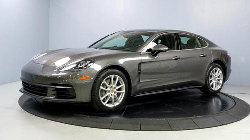 2017 Porsche Panamera 4S