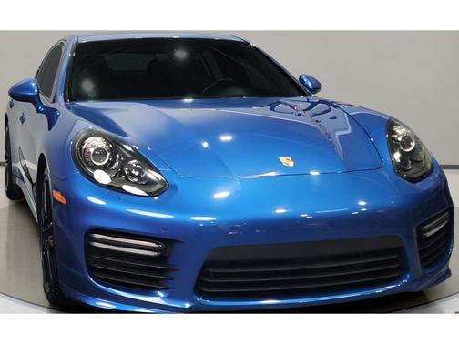 2015 Porsche Panamera GTS