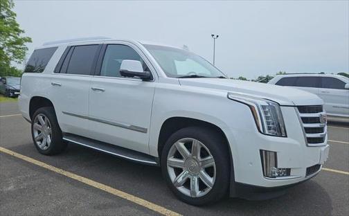 2018 Cadillac Escalade Luxury