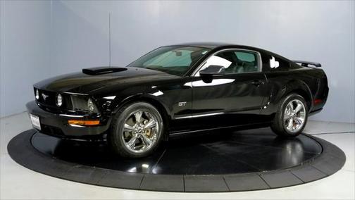 2008 Ford Mustang GT Deluxe