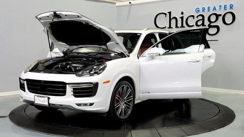 2017 Porsche Cayenne GTS