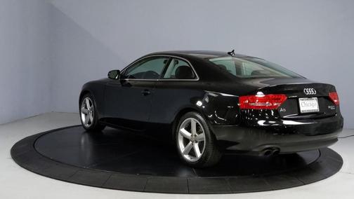 Photo 5 of 35 of 2010 Audi A5 2.0T Premium