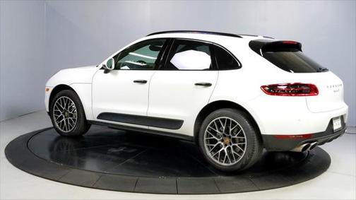 2018 Porsche Macan Base
