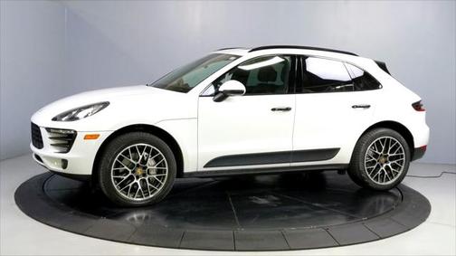 2018 Porsche Macan Base