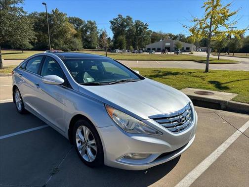 2013 Hyundai SONATA Limited