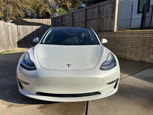 2019 Tesla Model 3 Performance