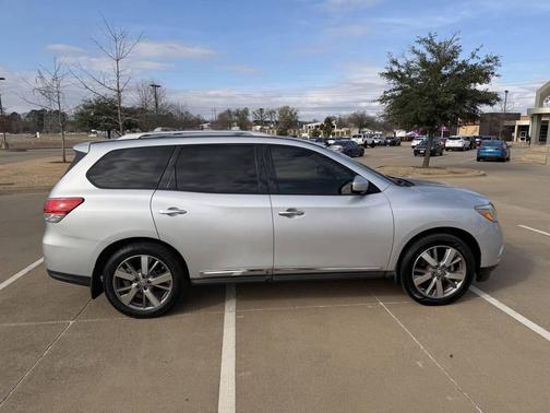 2013 Nissan Pathfinder Platinum