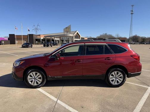 Venetian Red Pearl 2017 Subaru Outback 2.5i Premium