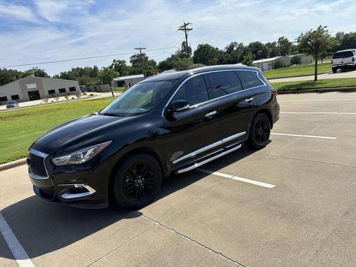 2017 INFINITI QX60 Base