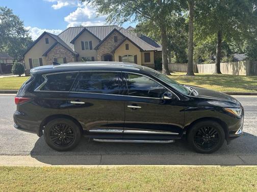2017 INFINITI QX60 Base