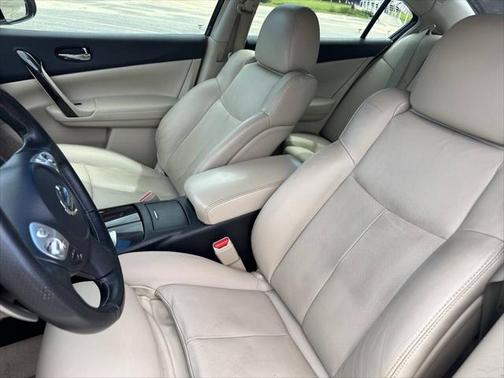 2012 Nissan Maxima SV