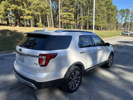 2017 Ford Explorer Platinum