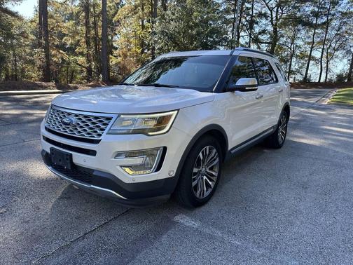 2017 Ford Explorer Platinum