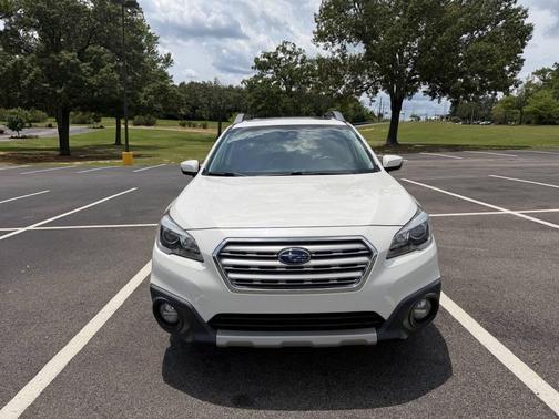 Crystal White Pearl 2016 Subaru Outback 2.5i Limited