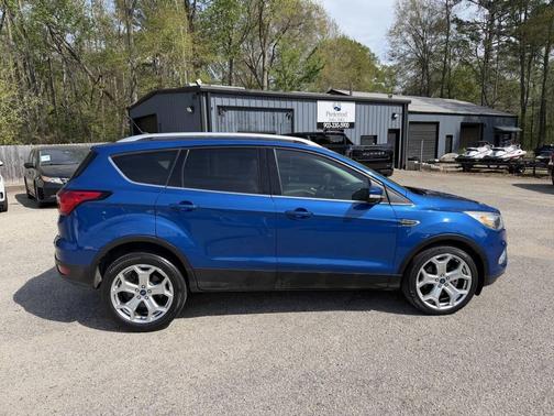 Lightning Blue Metallic 2019 Ford Escape Titanium