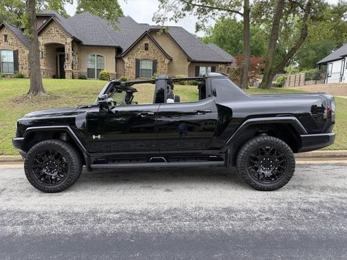 Void Black 2025 GMC HUMMER EV Pickup 2X