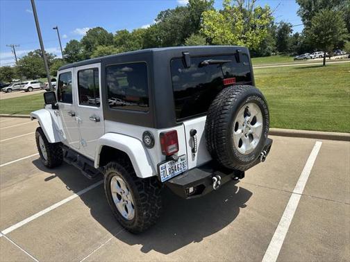 2013 Jeep Wrangler Unlimited Sahara