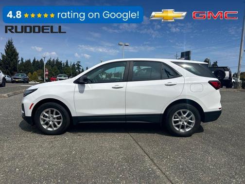 Summit White 2022 Chevrolet Equinox LS