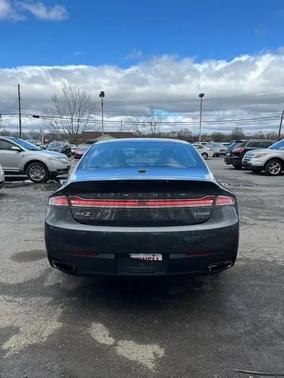 2016 Lincoln MKZ Base