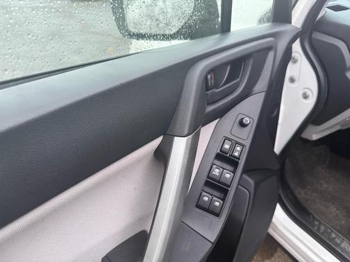 2012 Subaru Forester 2.5X Premium