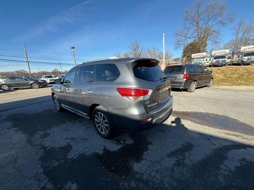2015 Nissan Pathfinder SL