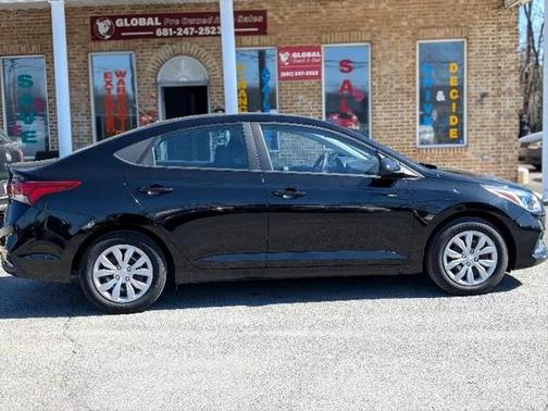 2021 Hyundai Accent SE 4-Door 6A