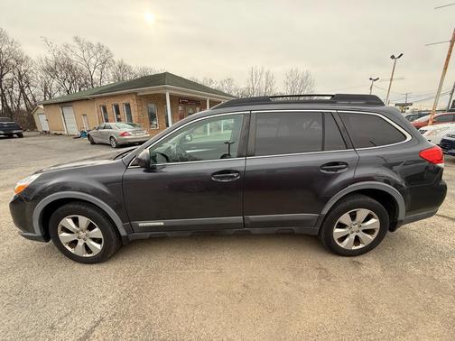 2010 Subaru Outback 2.5 i Premium