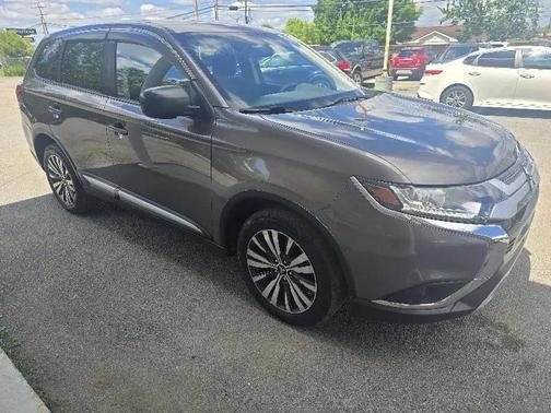 Brown 2020 Mitsubishi Outlander SEL S-AWC