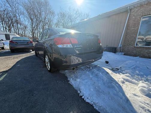 2013 Subaru Legacy Premium