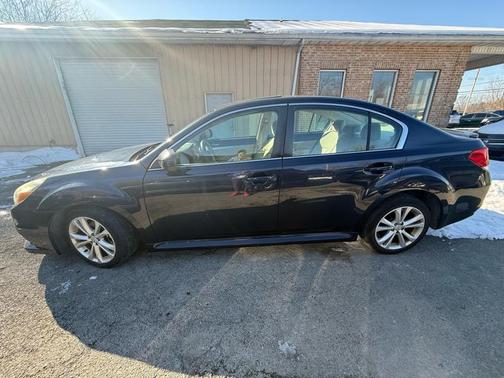 2013 Subaru Legacy Premium