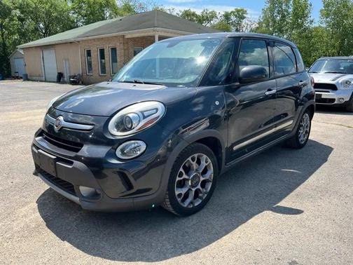 Nero Puro (Straight Black) 2014 FIAT 500L Trekking