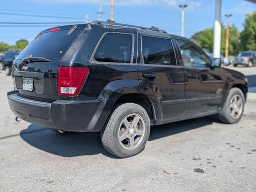 2007 Jeep Grand Cherokee Laredo