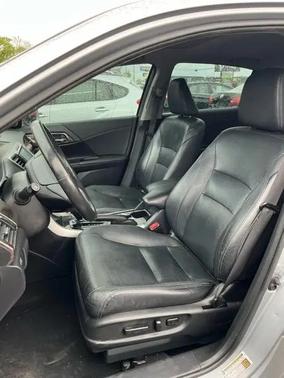 gray 2017 Honda Accord EX-L