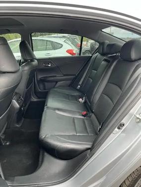 gray 2017 Honda Accord EX-L