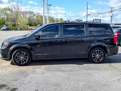 2016 Dodge Grand Caravan R/T