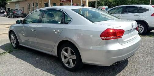 2013 Volkswagen Passat 2.5 SE