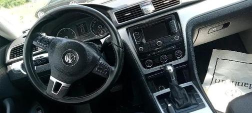 2013 Volkswagen Passat 2.5 SE