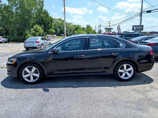 2012 Volkswagen Passat 2.5 SE