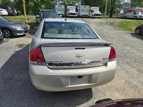Champagne 2011 Chevrolet Impala LT