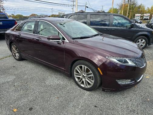 2013 Lincoln MKZ Base