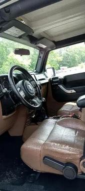 2012 Jeep Wrangler Unlimited Sahara