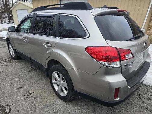 2014 Subaru Outback 2.5i Premium
