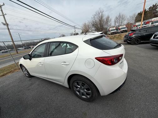 2014 Mazda Mazda3 i Sport