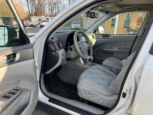 2010 Subaru Forester 2.5 X Premium